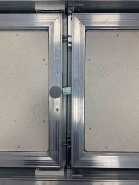 Люк под плитку Техно 2 створки 1800*1050 Люк под плитку Техно 2 створки 1800*1050