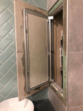 Люк под плитку Нажимной Стелс 200*600 Люк под плитку Нажимной Стелс 200*600